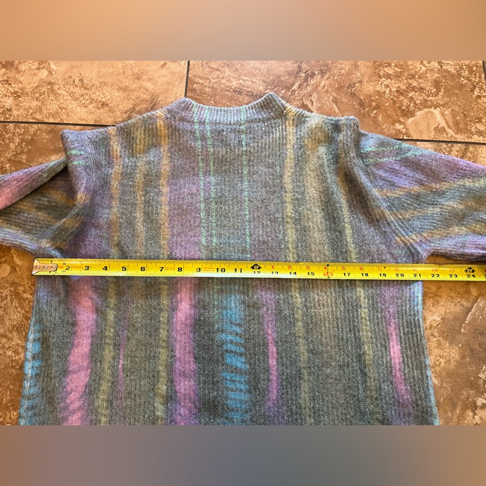 PARFOIS striped knit sweater, multi-color design
ribbed texture round neckline - Picture 9 of 13